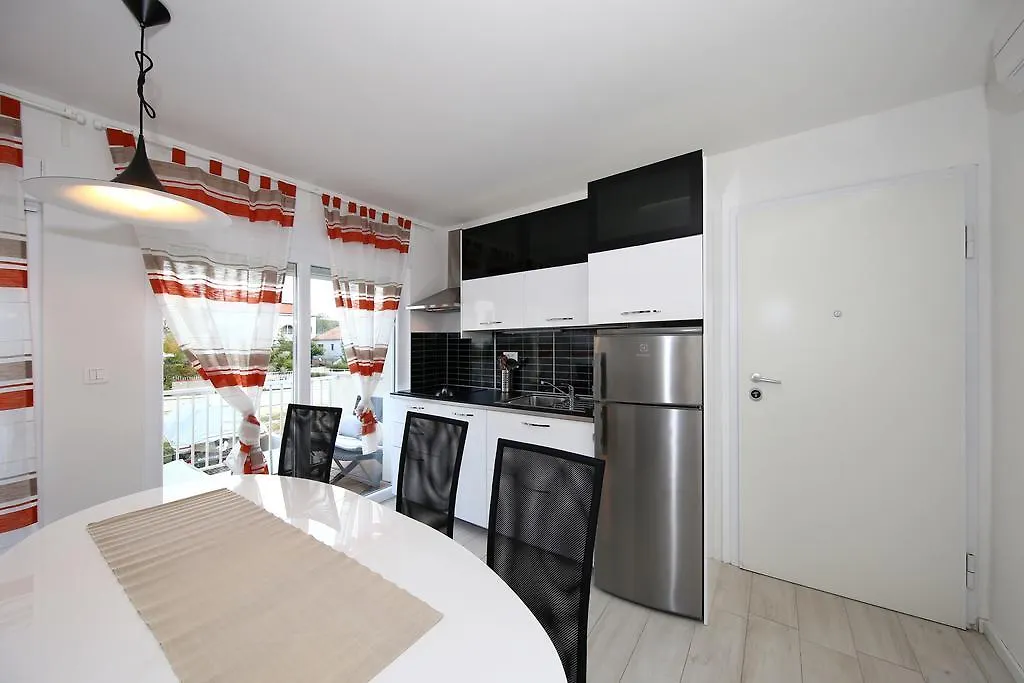 Apartments Matkovic Sveti Filip i Jakov