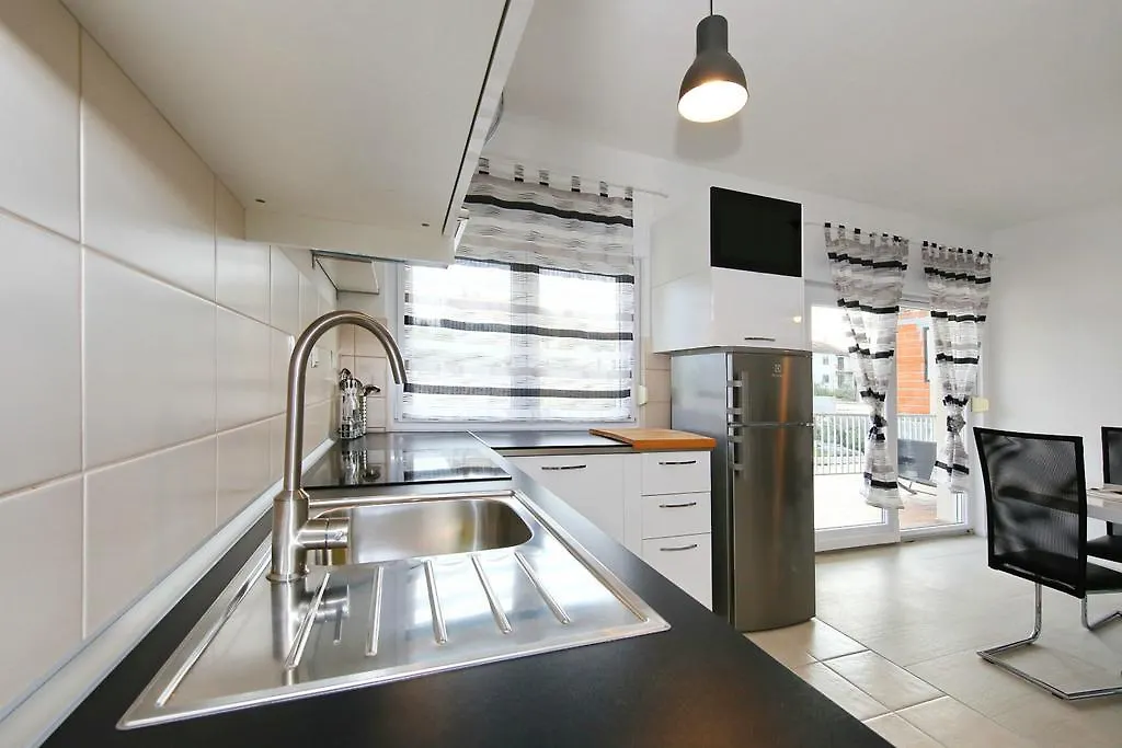 Apartments Matkovic Sveti Filip i Jakov