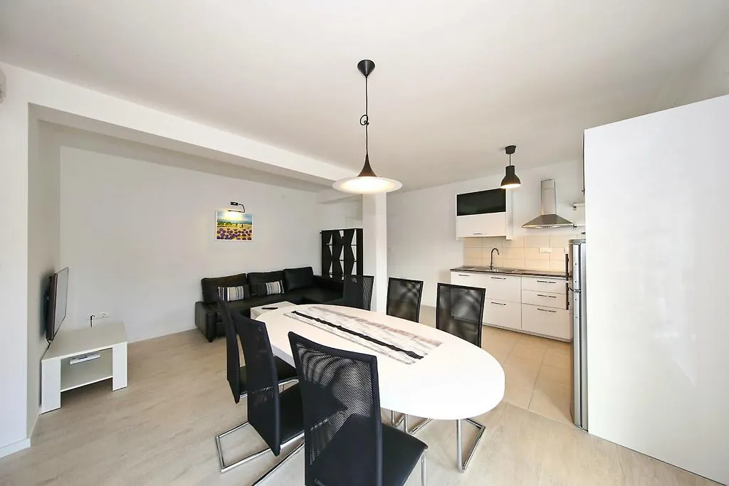 Apartments Matkovic Sveti Filip i Jakov