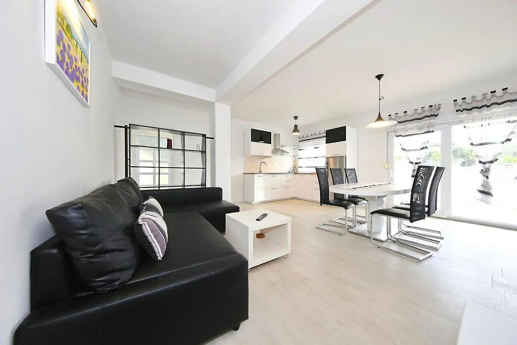 Apartments Matkovic Sveti Filip i Jakov