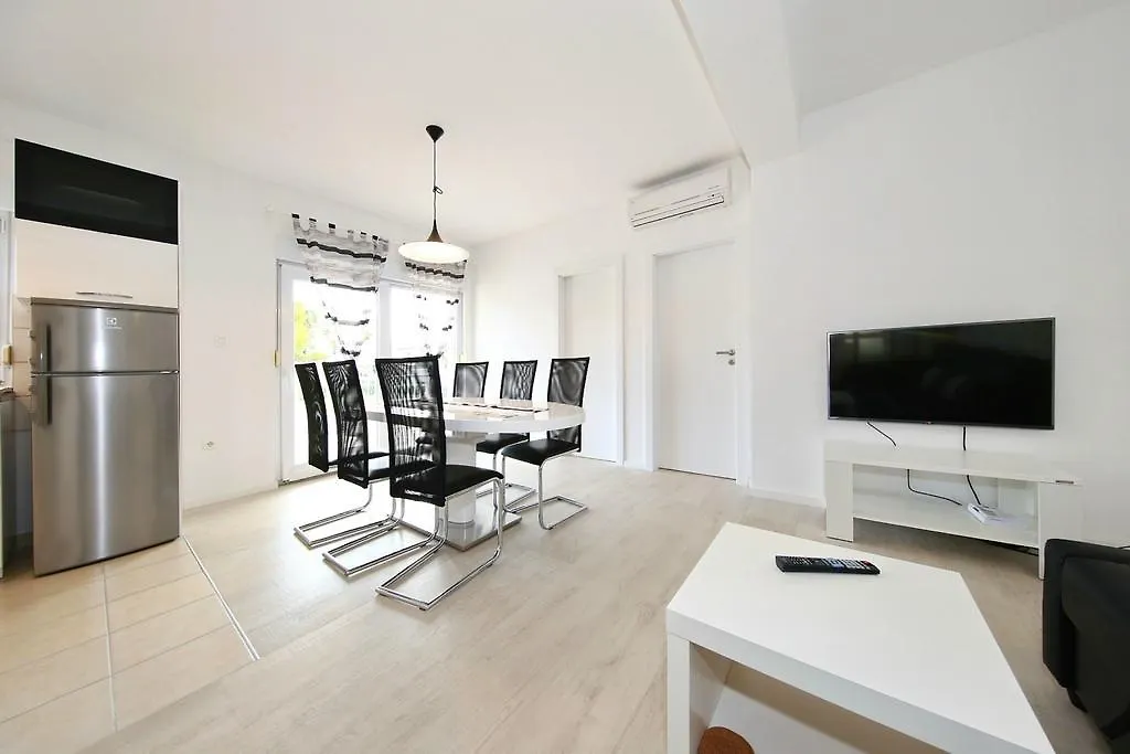 Apartments Matkovic Sveti Filip i Jakov