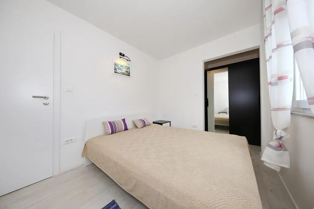 Apartments Matkovic Sveti Filip i Jakov