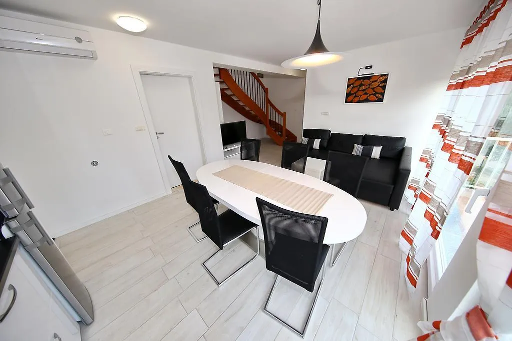 Apartments Matkovic Sveti Filip i Jakov Croatia