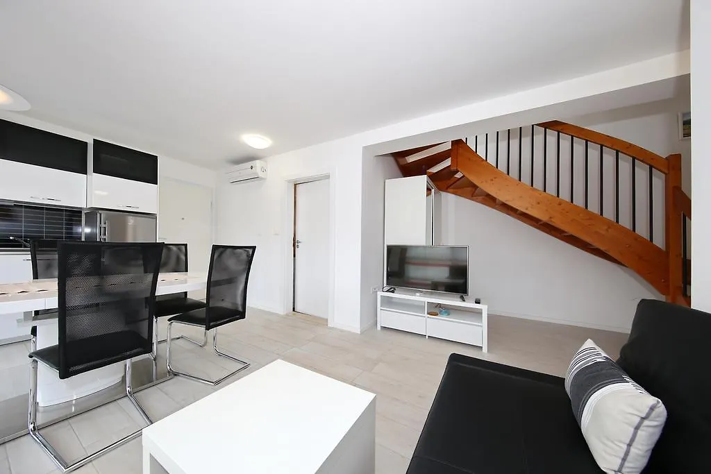 Apartments Matkovic Sveti Filip i Jakov
