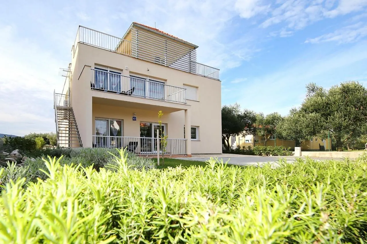 Apartments Matkovic Sveti Filip i Jakov